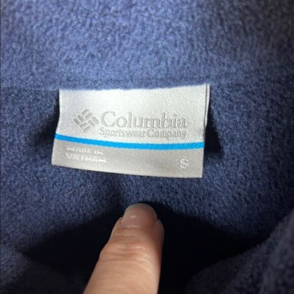 Columbia Blue and Camouflage Pullover - Picture 6 of 6